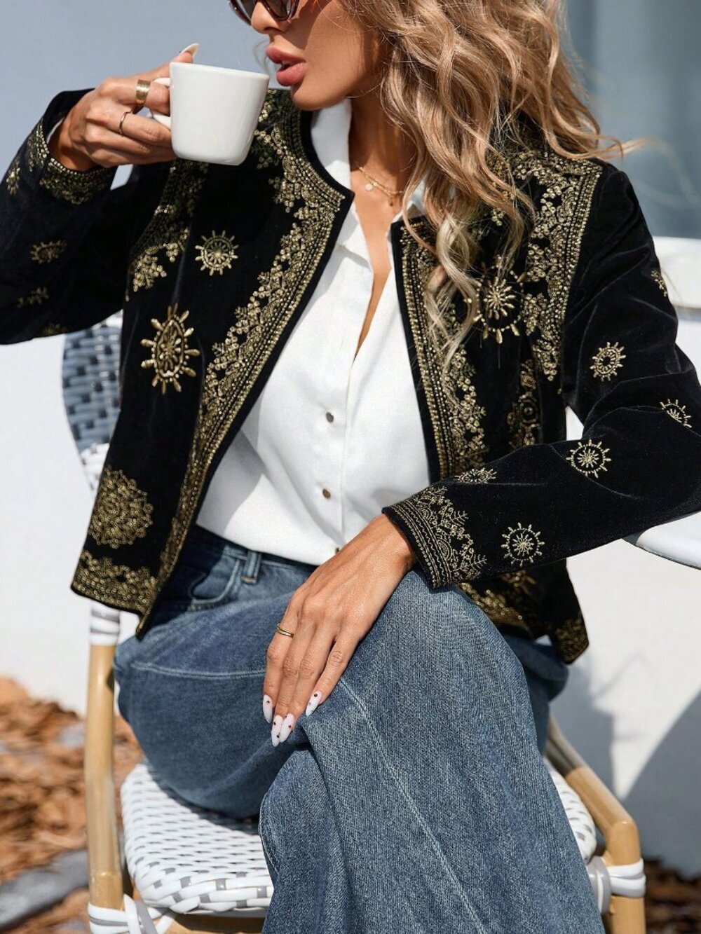Black Casual Women's Premium velvet Embroidery Jacket Outerwear